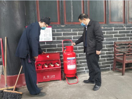 四川省委统战部副部长张富国指导调研宗教活动场所安全工作和疫情防控工作-道音文化