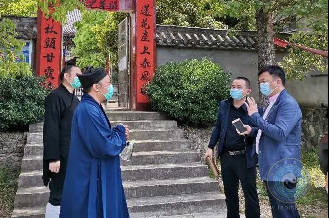 湖北省道教协会副会长何诚道道长到分管辖区走访慰问-道音文化