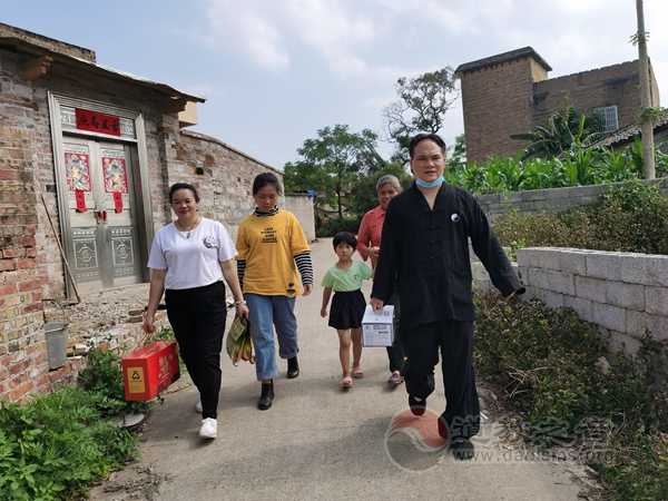 广西桂平市白石山三清观、白沙罗丛岩开展“扶贫济困”献爱心活动-道音文化