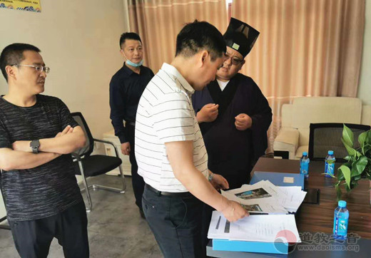 江苏省民宗委副主任缪文军检查徐州市铜山区关帝庙安全工作-道音文化