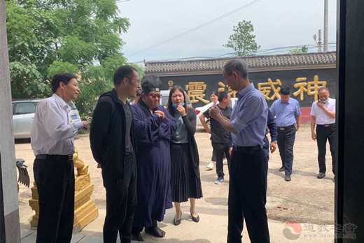 江苏省民宗委副主任缪文军检查徐州市铜山区关帝庙安全工作-道音文化
