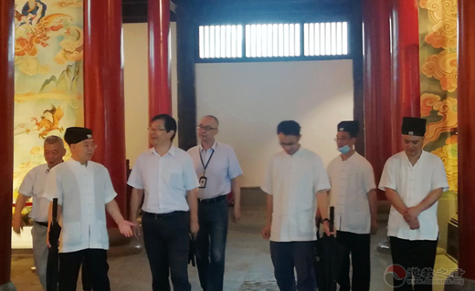苏州市姑苏区政协主席蔡炳锋视察疫情后玄妙观开放安全管理工作-道音文化