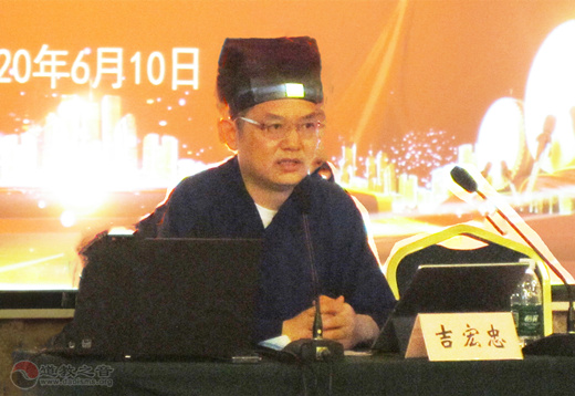 上海城隍庙道众积极参与黄浦区民族宗教法制宣传学习月活动