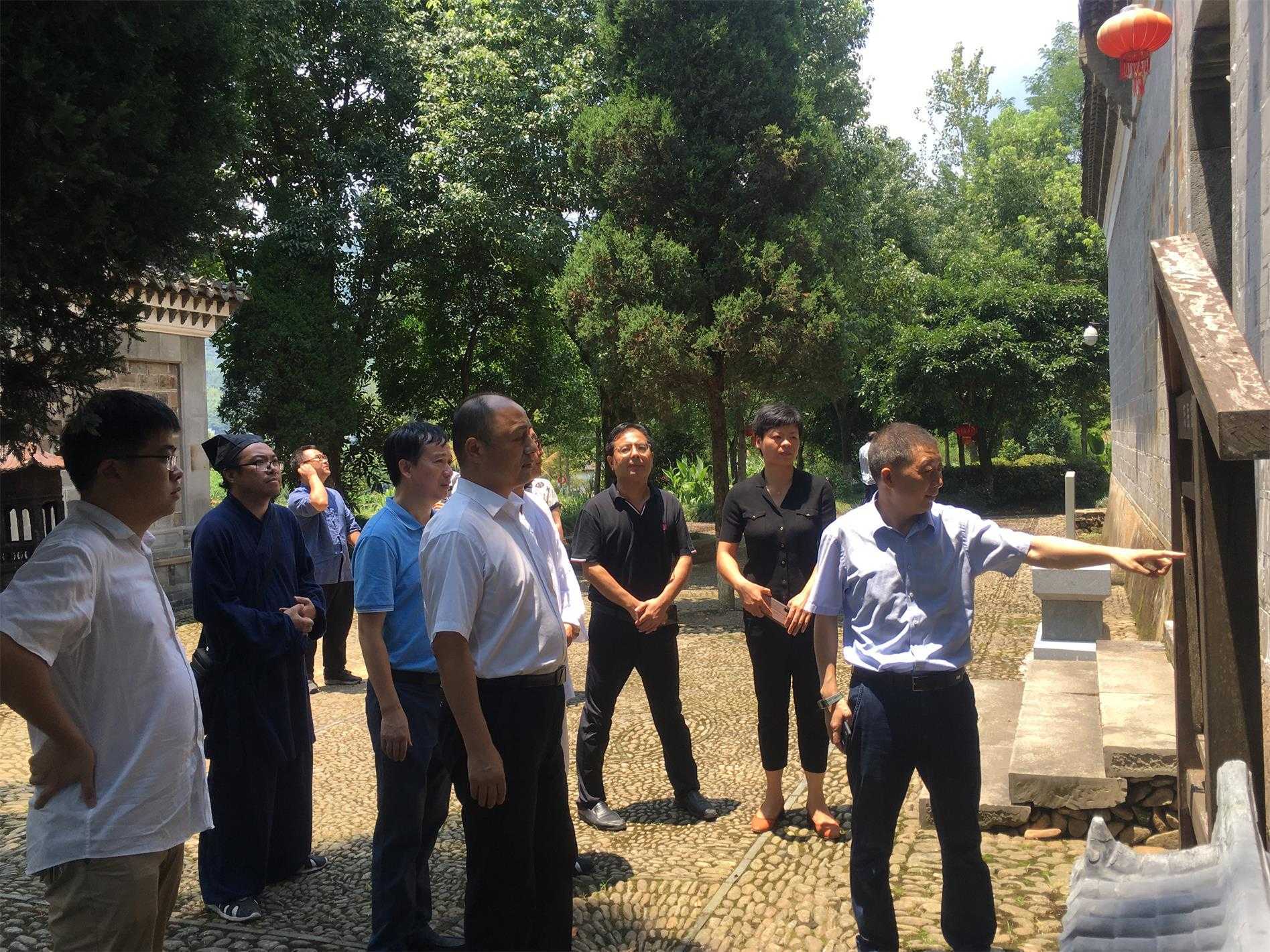 浙江省民宗委副主任钟新章一行赴衢州考察调研佛道教工作