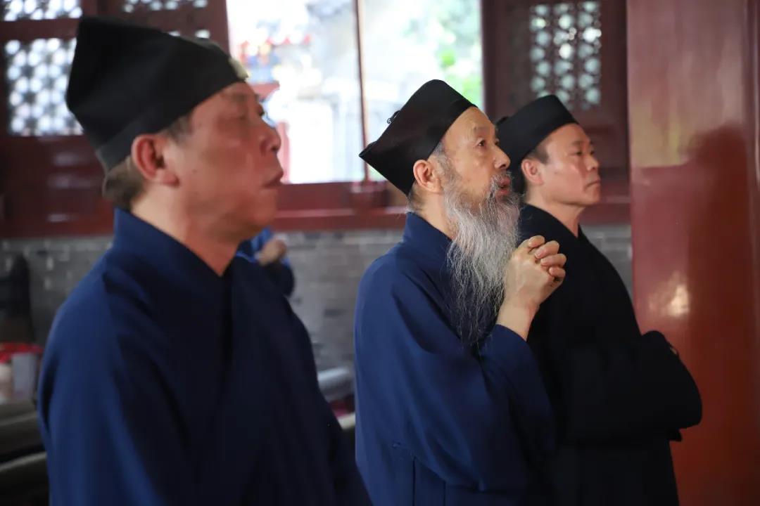 纪念中国人民抗日战争暨世界反法西斯战争胜利75周年和平祈祷法会在北京白云观老律堂举行