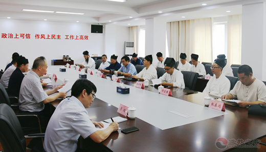上海市浦东新区道协一行来江苏省参访交流