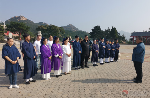 河北省秦皇岛天马山玄真观、天马山旅游景区开展国庆中秋佳节献爱心活动