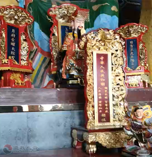 “庆祝国庆 祈福中秋”徐州市铜山关帝庙举行升国旗仪式及系列祈福活动