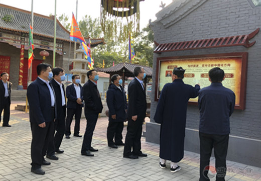 山东省人大调研组赴临清泰山行宫碧霞元君祠调研