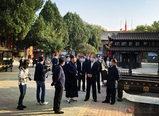 山东省人大调研组赴临清泰山行宫碧霞元君祠调研