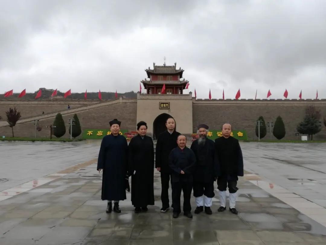 兰州市道教协会教职人员参观红军会师纪念馆