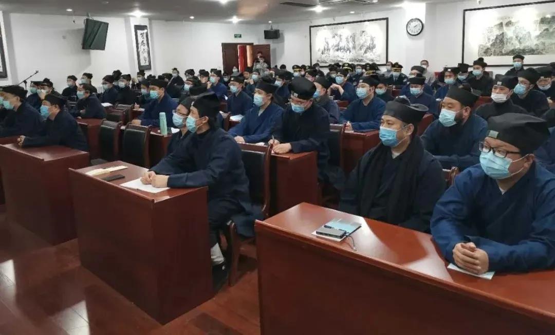 中国道教学院举行消防安全知识培训并组织学习新修订的《学生手册》-道音文化