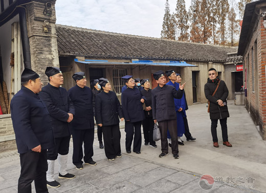 江苏省泰州市道教协会一行参访淮安东岳庙