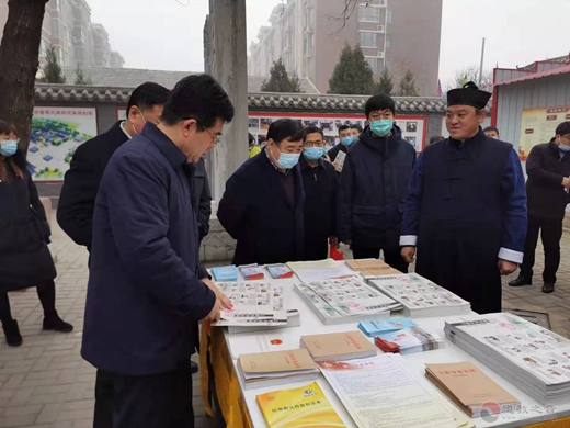 聊城市民族宗教领域强化“五个认同”教育在临清巿泰山行宫碧霞元君祠召开现场会