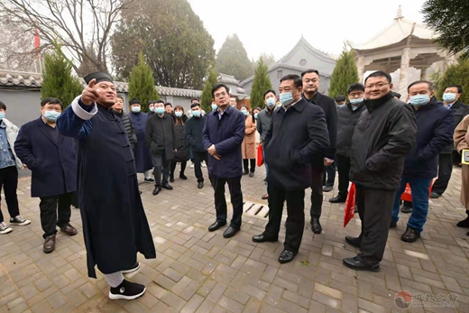 聊城市民族宗教领域强化“五个认同”教育在临清巿泰山行宫碧霞元君祠召开现场会