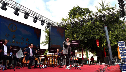 游园听曲赏舞看戏，妈祖景区恭贺新禧