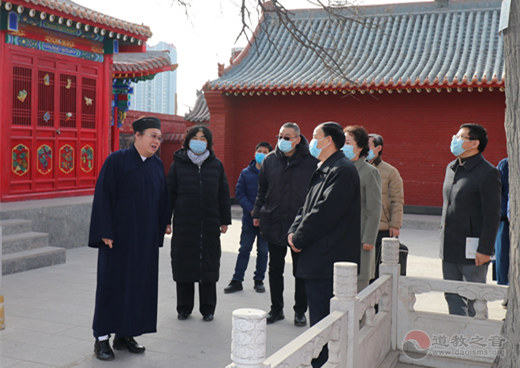 太原市政协党组书记、主席操学诚一行调研居贤观-道音文化