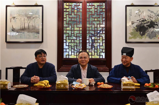 黄浦区委副书记、区长沈山州检查上海白云观疫情防控工作-道音文化