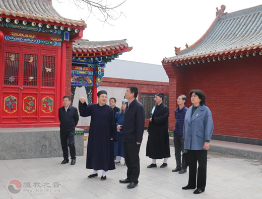 太原市委常委、统战部部长薛东晓莅临太原市道教协会视察调研-道音文化