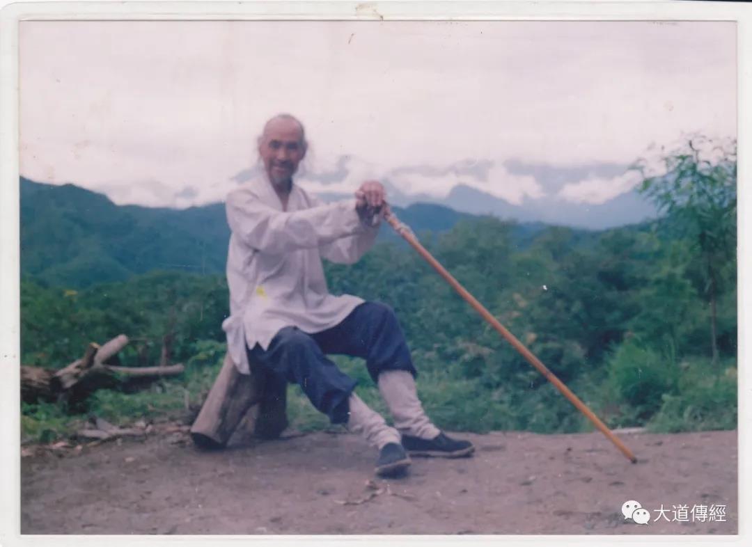 “纪念全真随山派一代宗师杜惟宏大师羽化30周年座谈会”在武汉大道观举行-道音文化