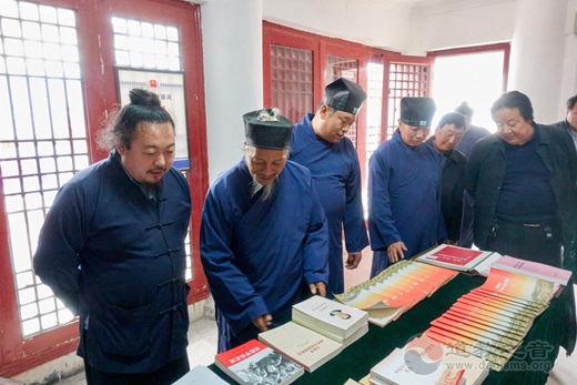 平凉市道教协会赴泾川王母宫开展爱国主义和法制宣传教育督导工作