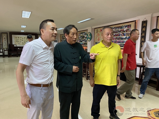 日本闽籍侨团参访福清石竹山冀促“何氏九仙君”分炉日本侨界-道音文化