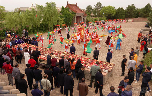 陕西省榆阳卧云山道观用庙会宣传绿水青山发展理念-道音文化