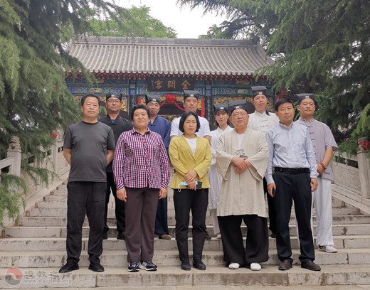 石家庄市政协副主席邓小梅一行赴抱犊寨金阙宫调研