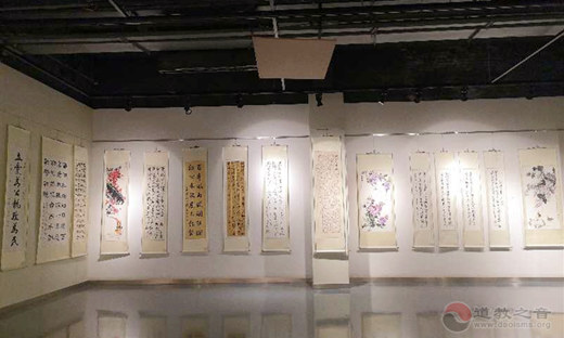大同市文联一级调研员张新明创作《立党为公执政为民》《建党百年赋》，