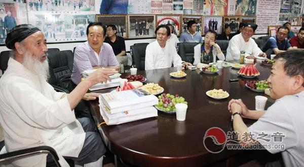 人间修行天上仙——谨以此文缅怀任法融道长