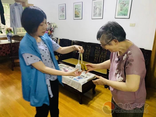 上海白云观慈爱功德会开展“端午送平安”系列活动
