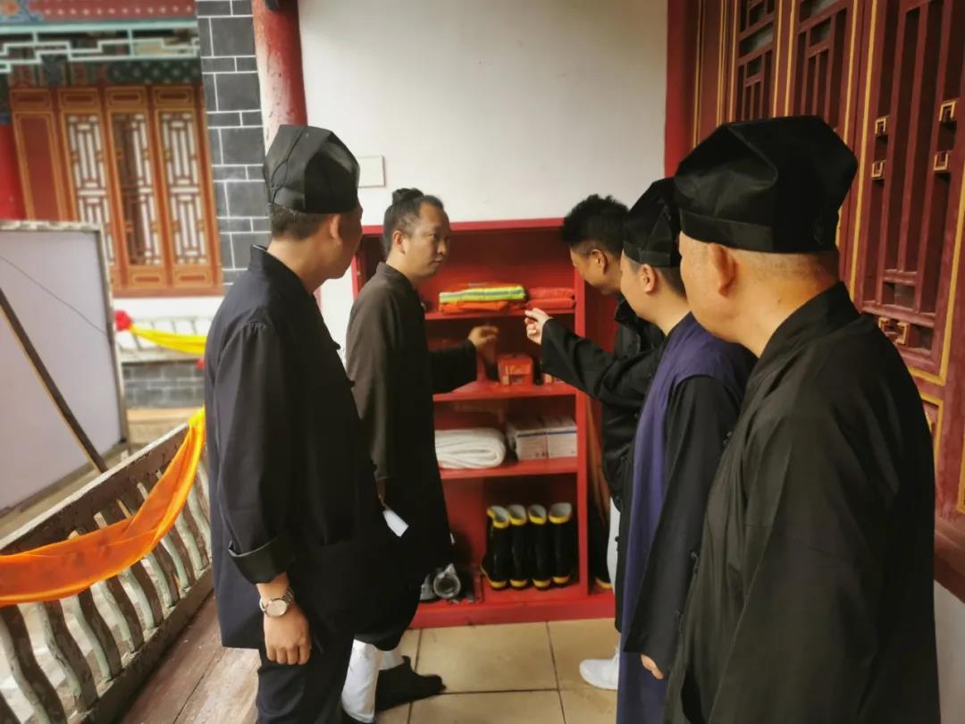 云南省道教协会龙泉观组织开展“七一”节前消防安全培训检查工作