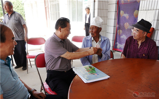 陕西省榆林市关公文化研究会慰问新庄则幸福院老人-道音文化