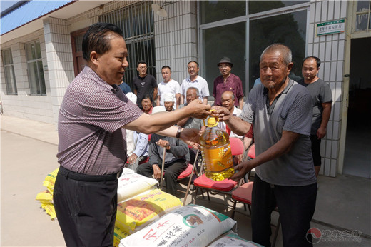 陕西省榆林市关公文化研究会慰问新庄则幸福院老人-道音文化