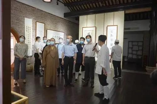 广州市举办“知党史、感党恩、听党话、跟党走——广州市民族宗教界书画摄影作品展”