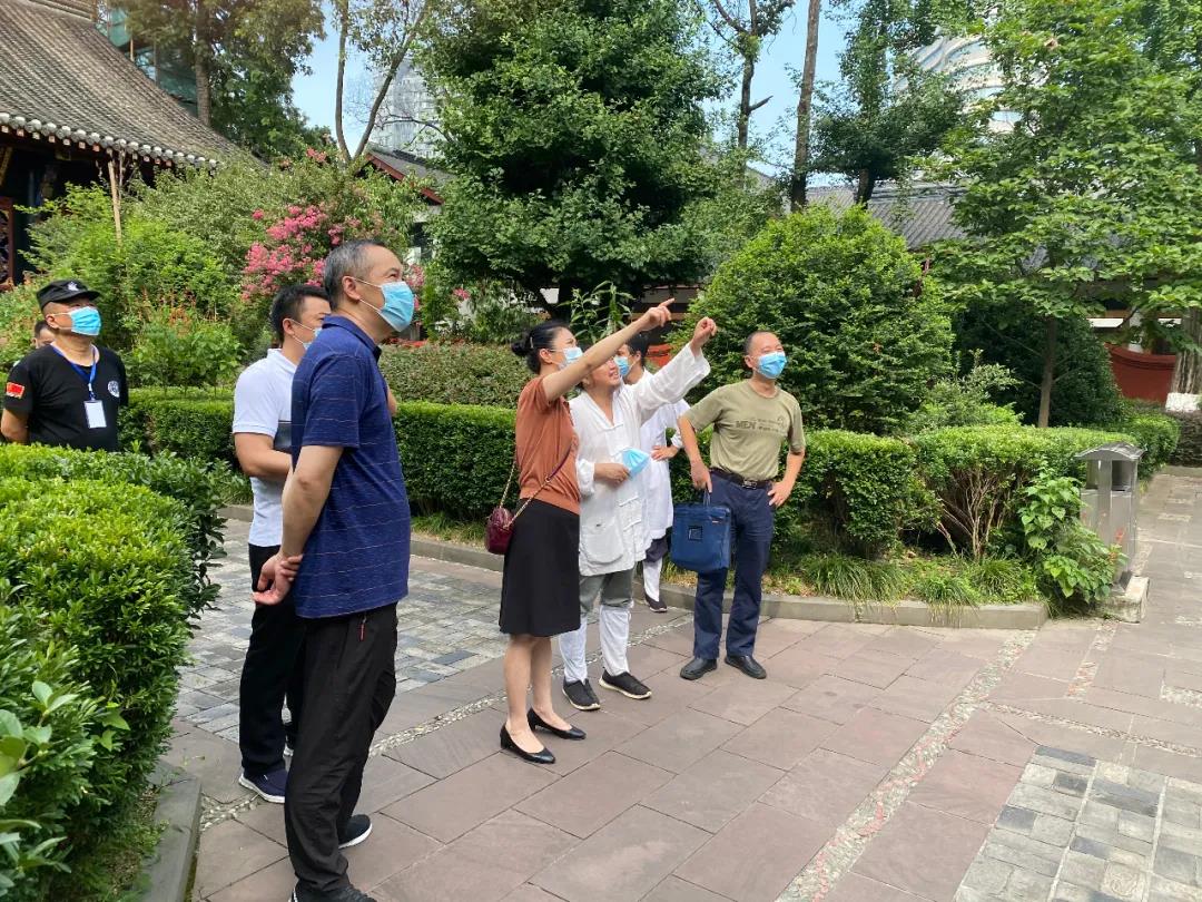 成都市民宗局副局长盛成皿一行到青羊宫检查综合安全工作-道音文化
