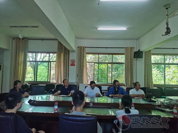 长沙市朗公庙开展“行道立德、济世利人”慈善助学行-道音文化