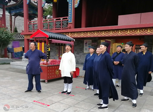 山东省道教协会会长张诚达道长莅临青州市三官庙检查指导工作-道音文化