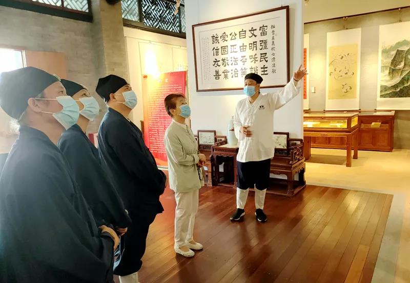 广东省圆玄道观组织参访宗教界廉洁自律示范基地