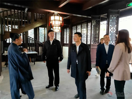 江苏省启东市常务副市长蔡毅赴崇贞观及道教协会调研道教工作