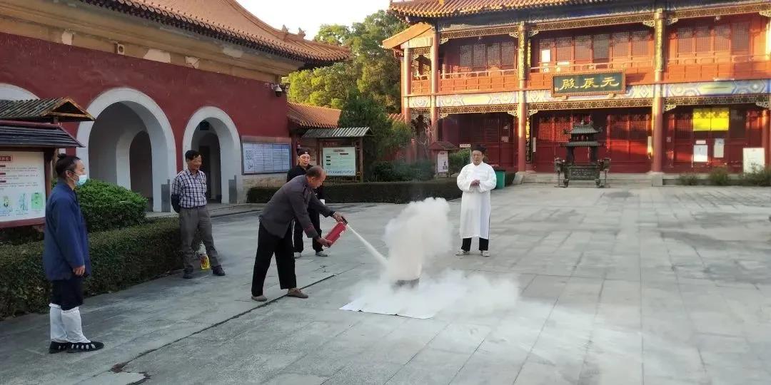 新会紫云观开展贯彻党的十九届六中全会精神等多项学习活动-道音文化