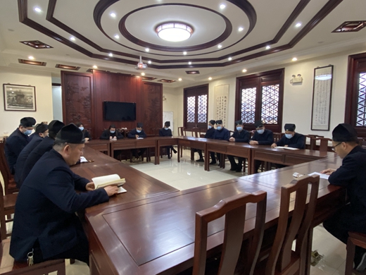 苏州城隍庙传达学习全国宗教工作会议精神