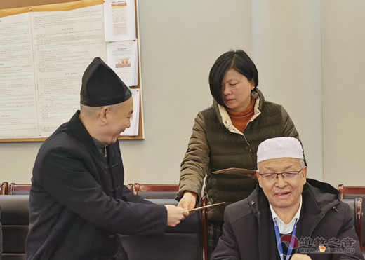 江苏省委统战部走访慰问无锡市宗教界代表人士