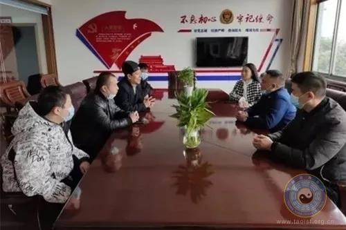 江阴市道协会长钱俊一行到通渡路专职消防救援站慰问
