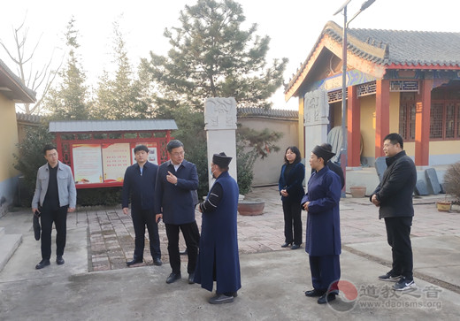 保定市竞秀区委书记贾瑞生到一亩泉龙母宫走访调研