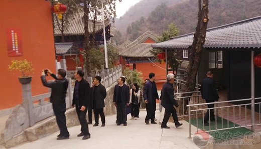 陇南市民宗委深入市道教协会调研指导工作