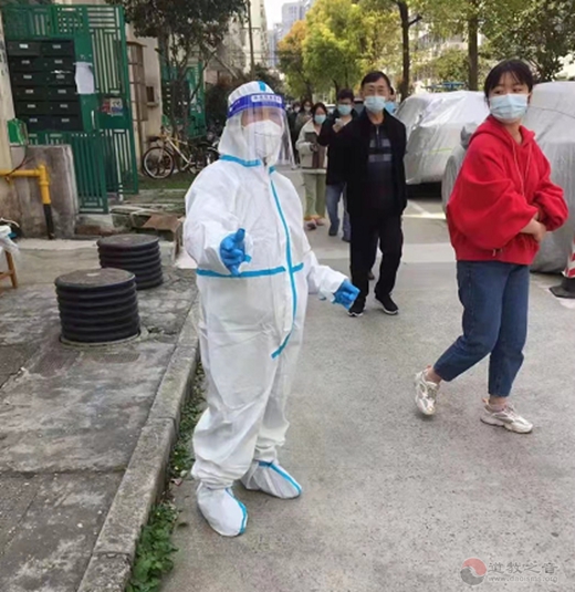 上海慈爱公益基金会志愿者们的“抗疫群英谱”