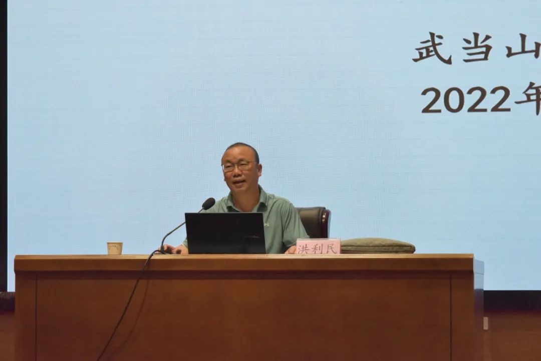 武当山道教学院开展“坚持我国宗教中国化方向”主题日体验活动