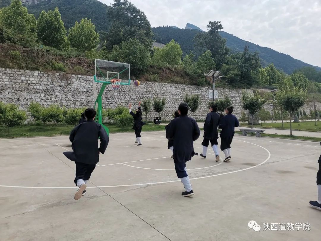 陕西道教学院举办春季运动会