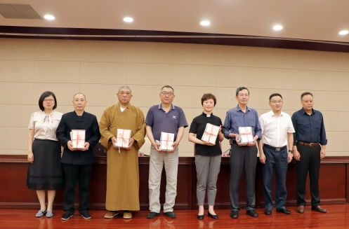 无锡市宗教界代表人士素质提升“五大行动”启动